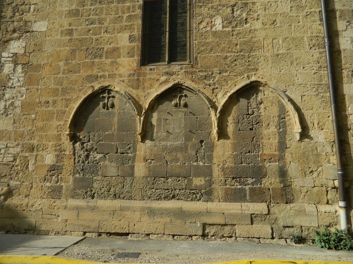 Fausses arcades Narbonne église St-Paul